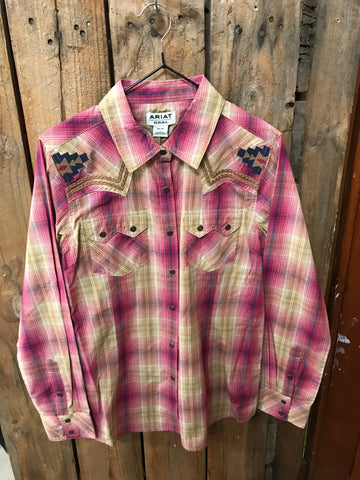 Preloved - Ariat Button Up Shirt - Size Medium